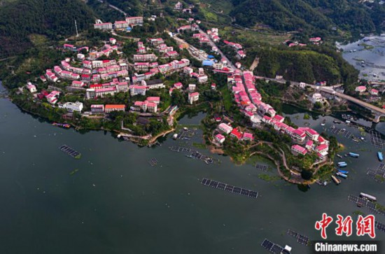福建闽清：库区风光如画